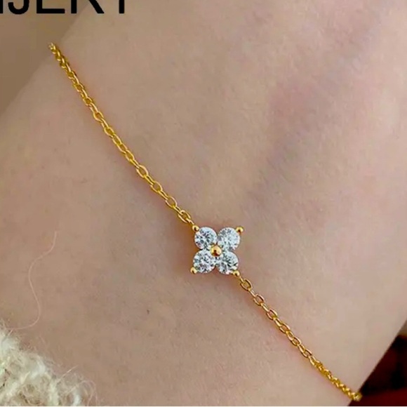 Diamond Zircon 14K over Silver‎ Four Leaf Flower Chain Bracelet for Chris… - Picture 1 of 7